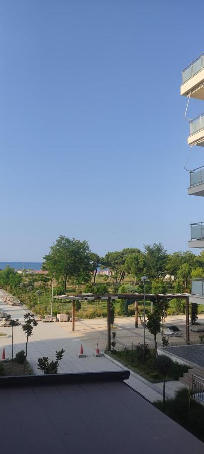 Tek Kompleksi Fishta Apartament